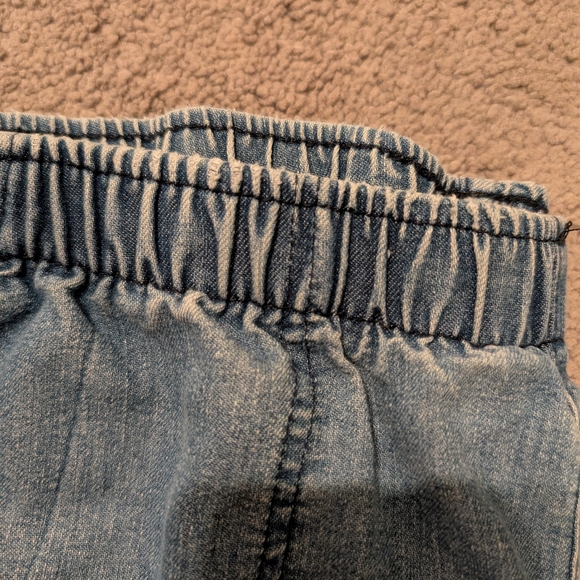 Women's Vintage White Stag Crop Denim Pants - Picture 11 of 12